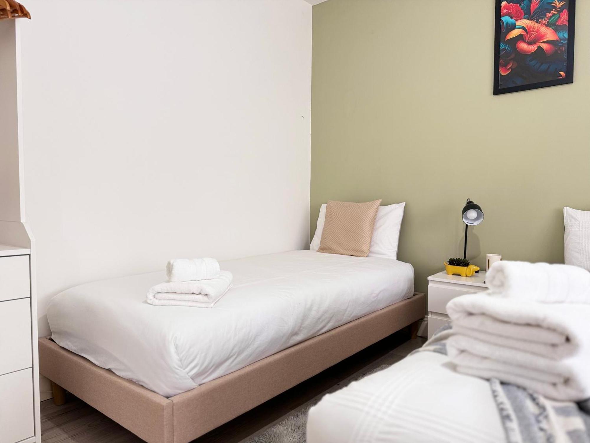 Charming Studio 30Min To Central Лондон Экстерьер фото
